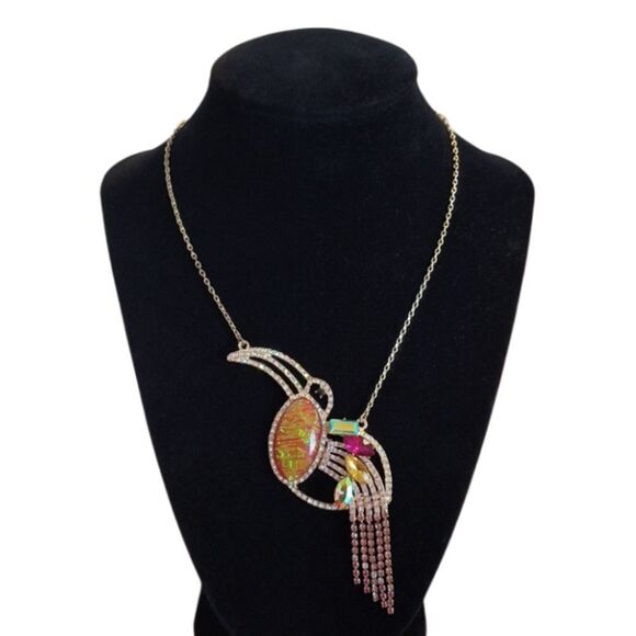Betsey Johnson Toucan Necklace - Picture 2 of 2